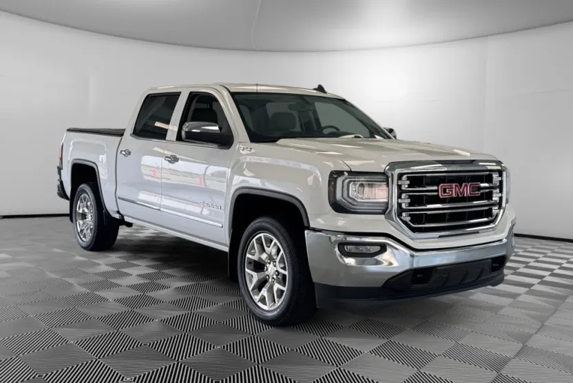 2018 Gmc Sierra 1500 SLT photo 1