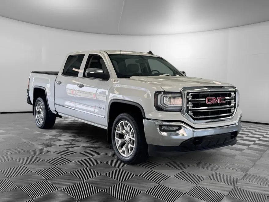 2018 Gmc Sierra 1500 SLT photo 1