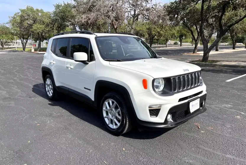 2019 Jeep Renegade Latitude Sport photo 1