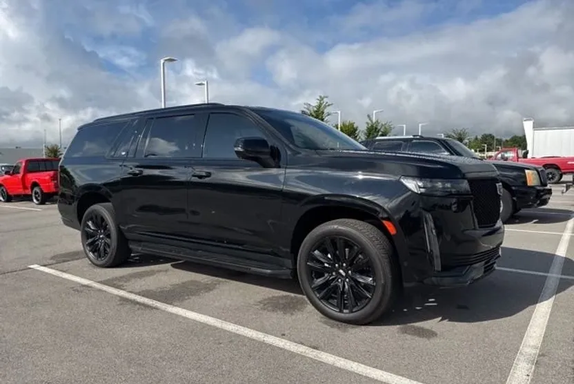 2021 Cadillac Escalade ESV Sport photo 1