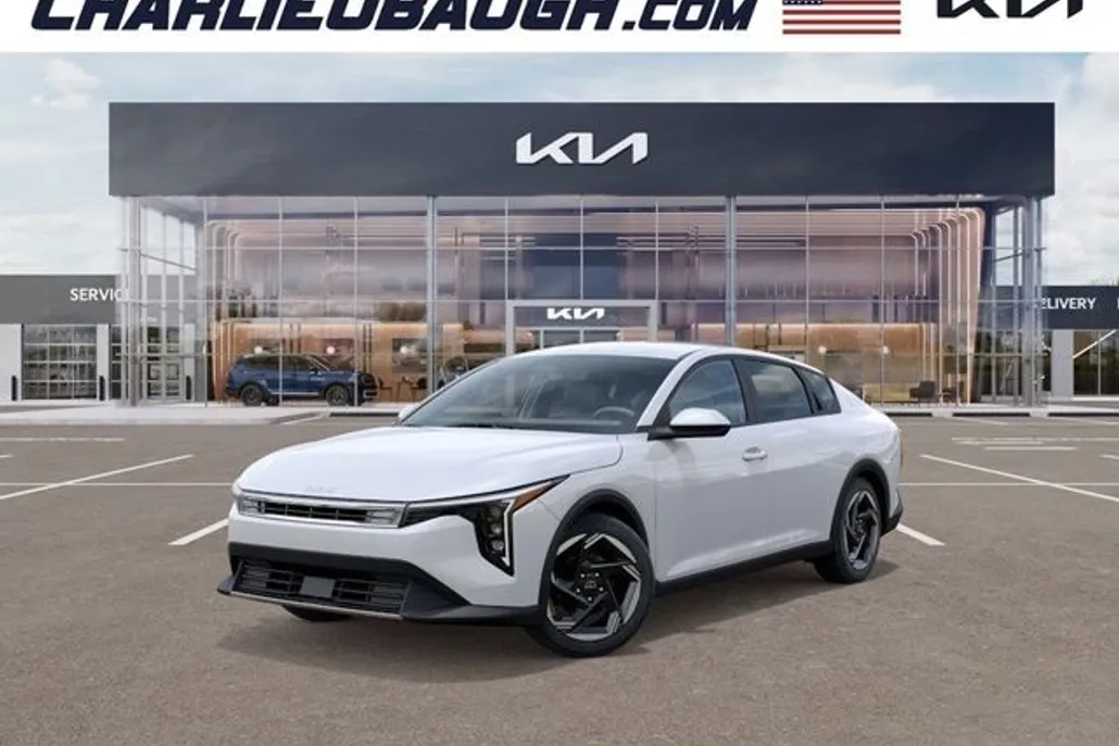 2025 Kia K4 EX photo 1
