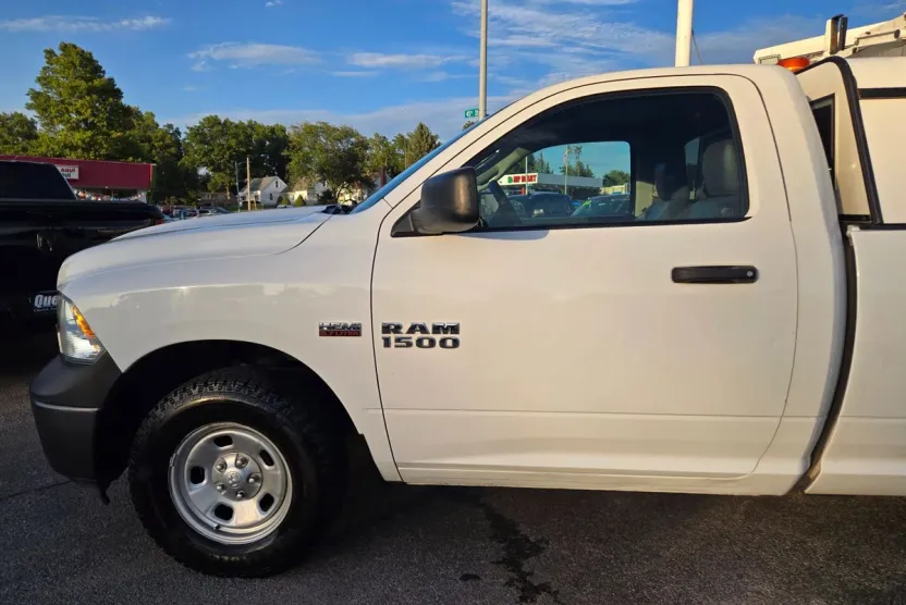 2015 Ram 1500 Tradesman photo 1