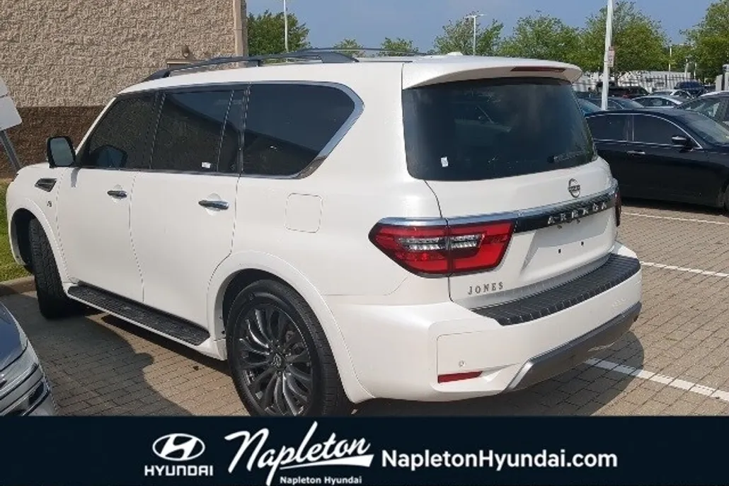 2022 Nissan Armada Platinum photo 1