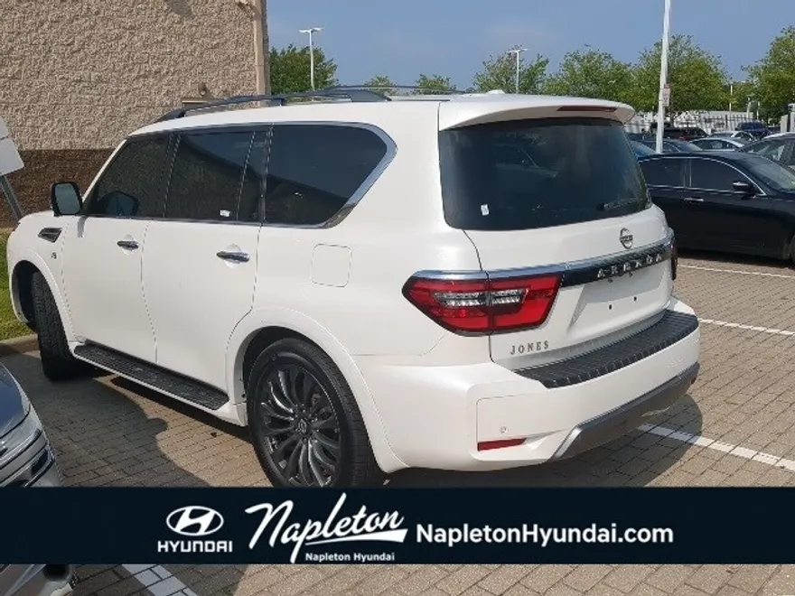 2022 Nissan Armada Platinum photo 1