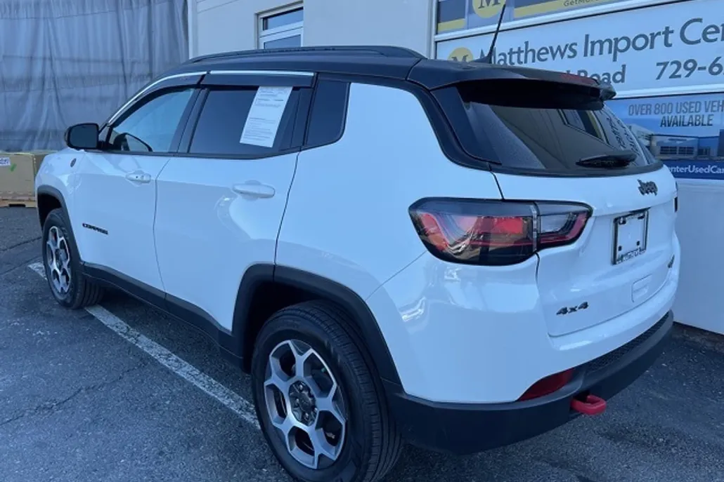 2022 Jeep Compass Trailhawk photo 1