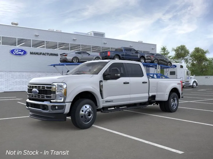 2026 Ford F-450 XLT photo 1