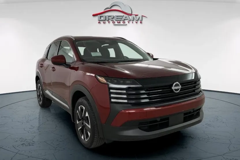 2025 Nissan Kicks SV photo 1