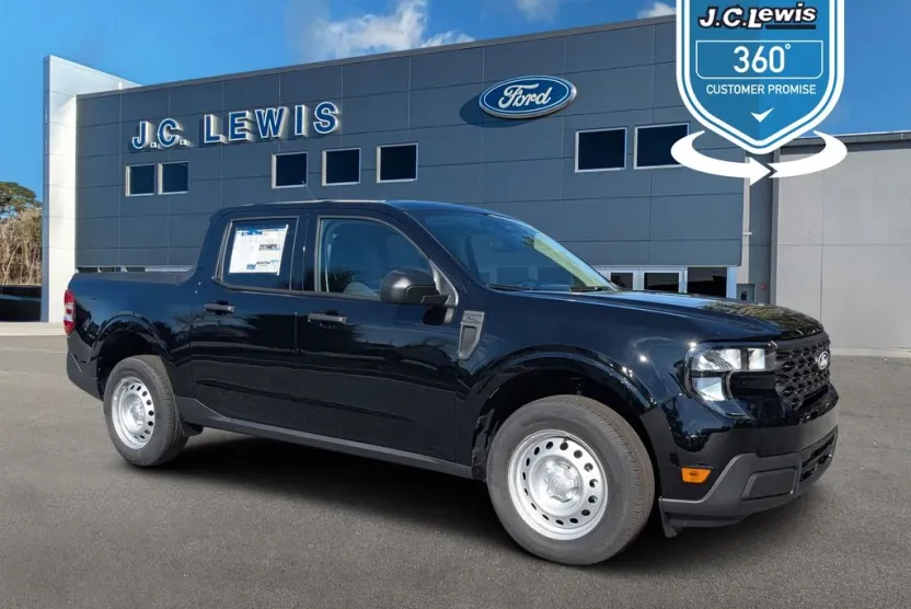 2025 Ford Maverick XL photo 1
