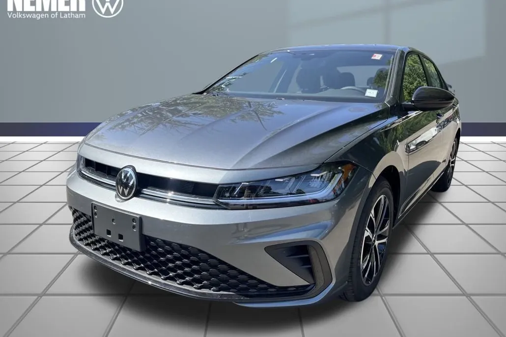 2025 Volkswagen Jetta 1.5T Sport photo 1