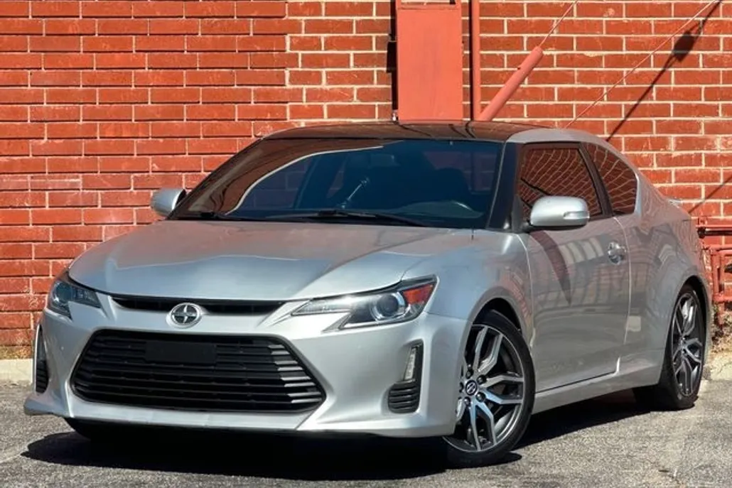 2014 Scion tC photo 1