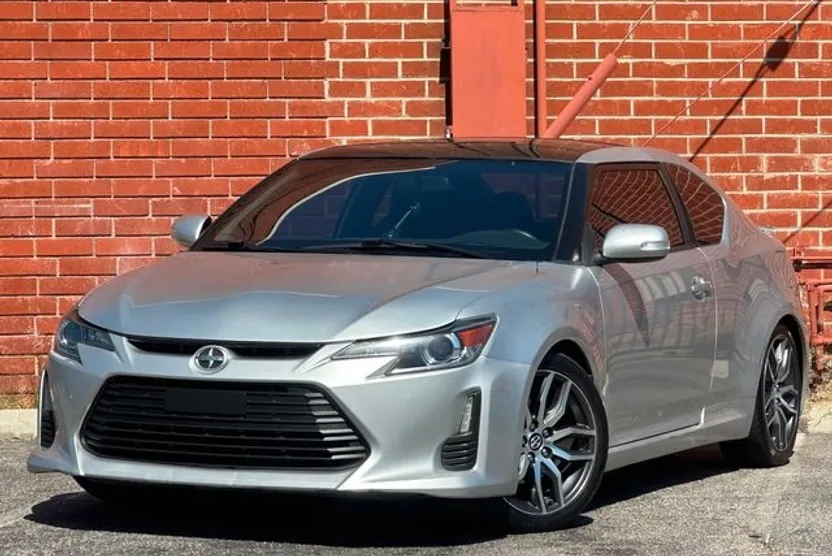 2014 Scion tC photo 1