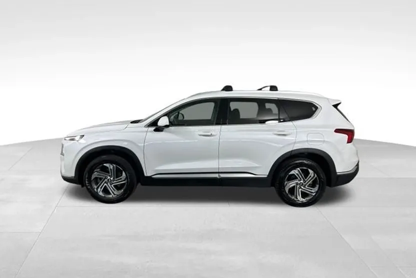 2022 Hyundai Santa Fe SEL photo 1