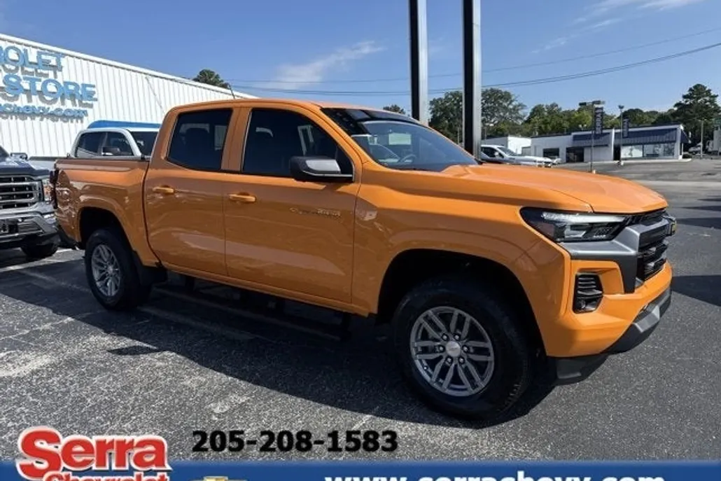 2026 Chevrolet Colorado LT photo 1