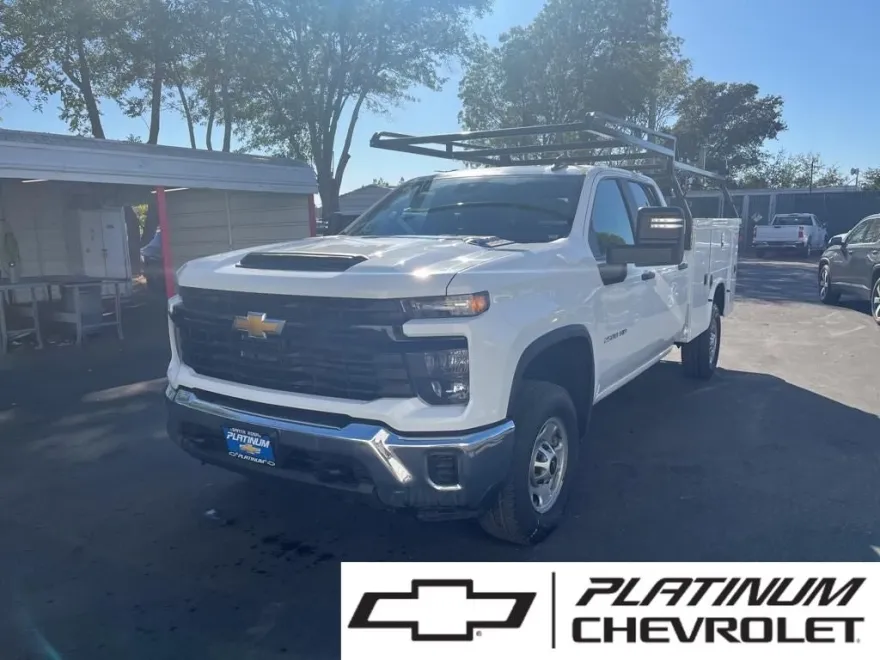 2024 Chevrolet Silverado 2500HD photo 1