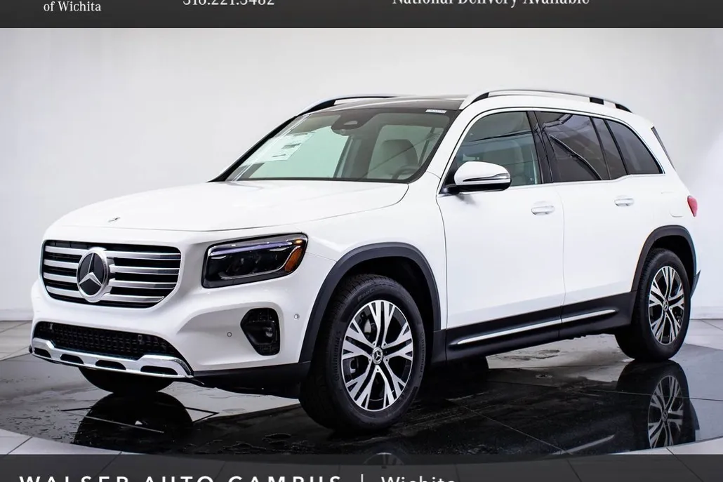 2026 Mercedes Benz GLB 250 4MATIC photo 1