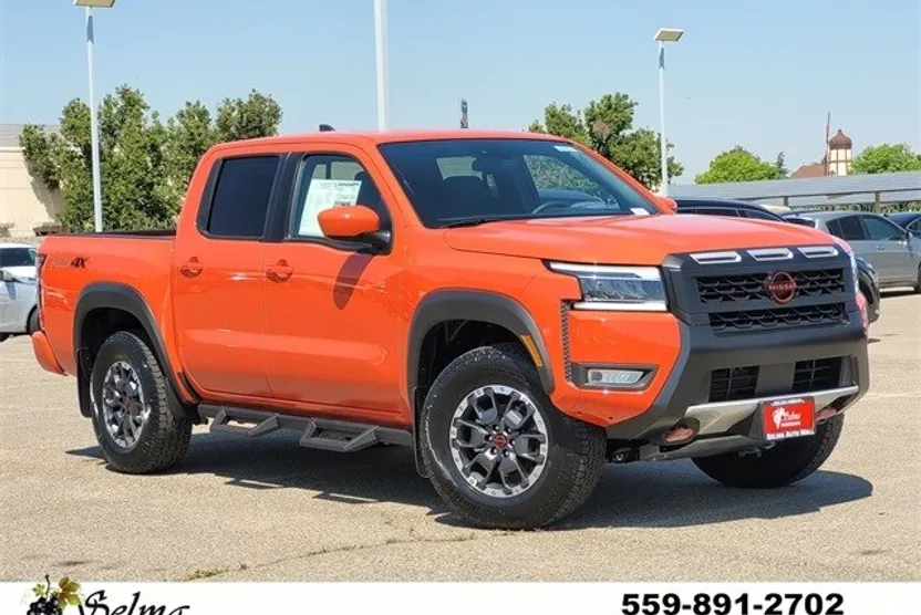 2025 Nissan Frontier PRO-4X photo 1