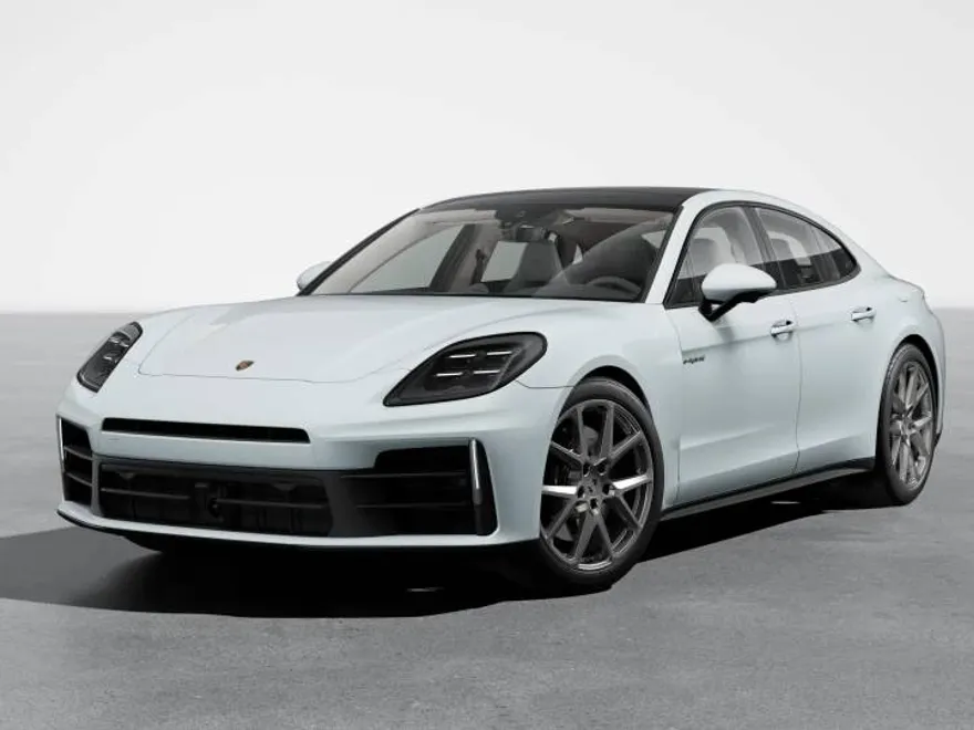 2026 Porsche Panamera 4 E-Hybrid photo 1