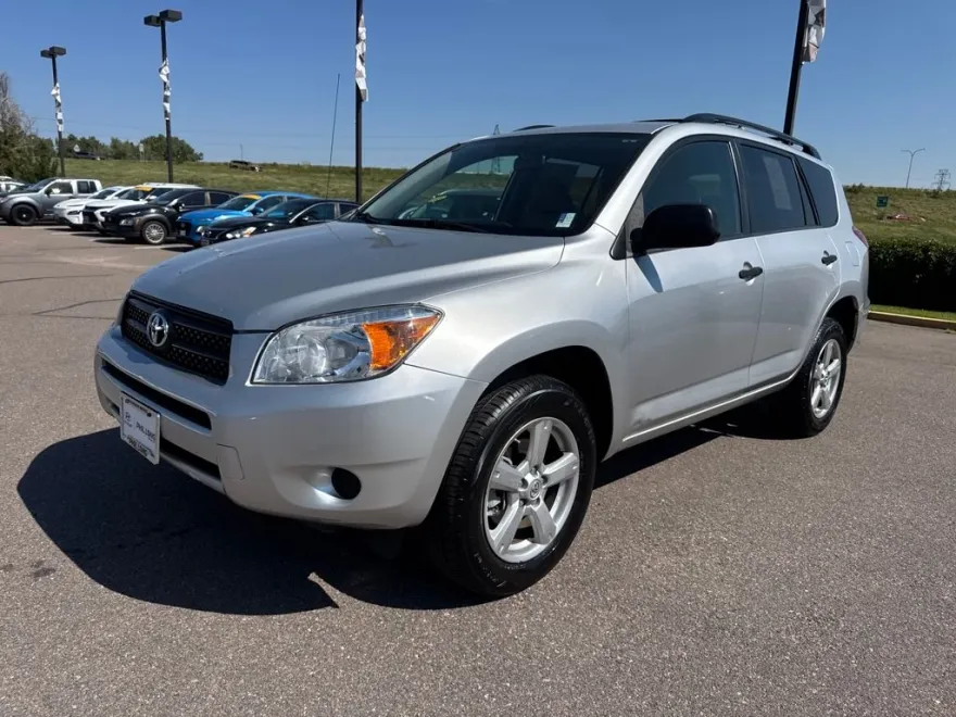 2006 Toyota RAV4 Base photo 1