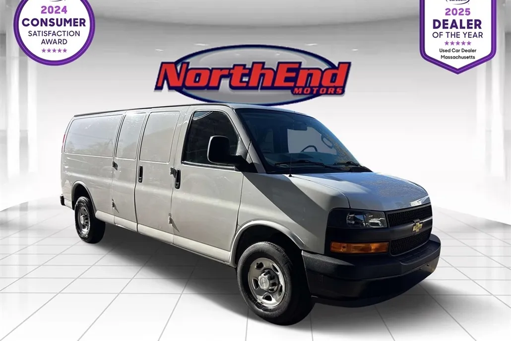 2021 Chevrolet Express Cargo Van LT photo 1