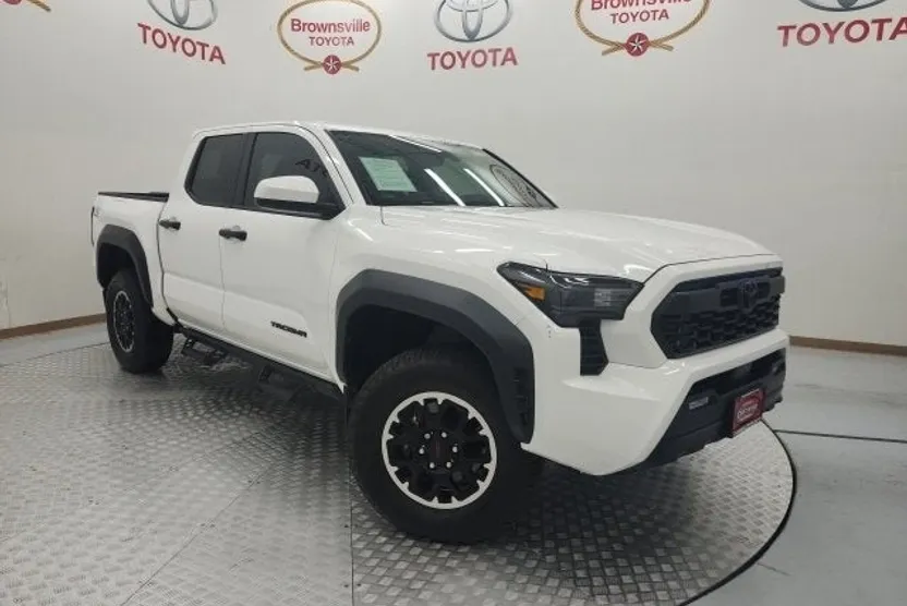 2024 Toyota Tacoma 4x4 TRD Off-Road photo 1