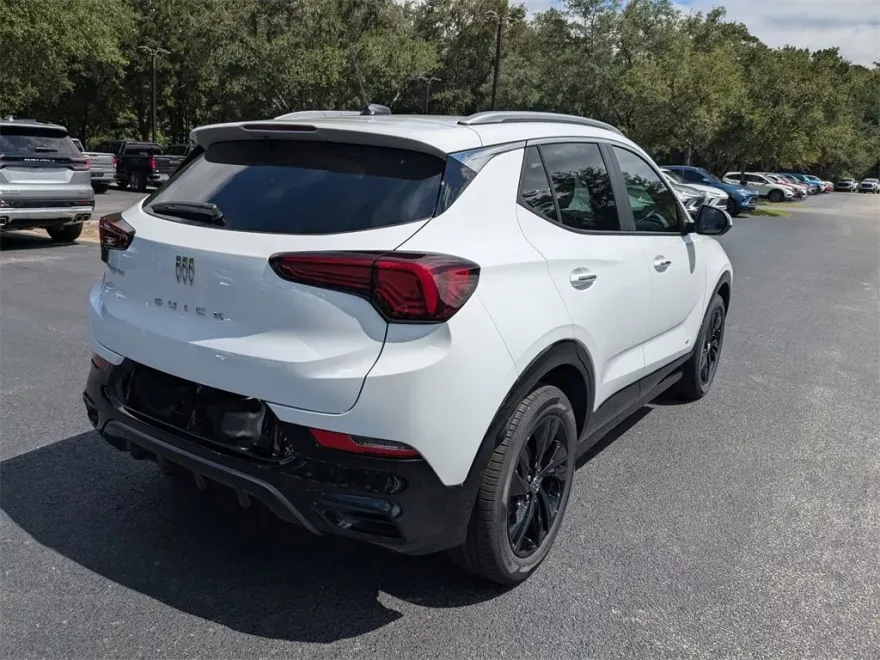 2026 Buick Encore GX Sport Touring photo 1