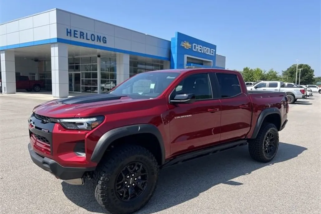 2025 Chevrolet Colorado ZR2 photo 1