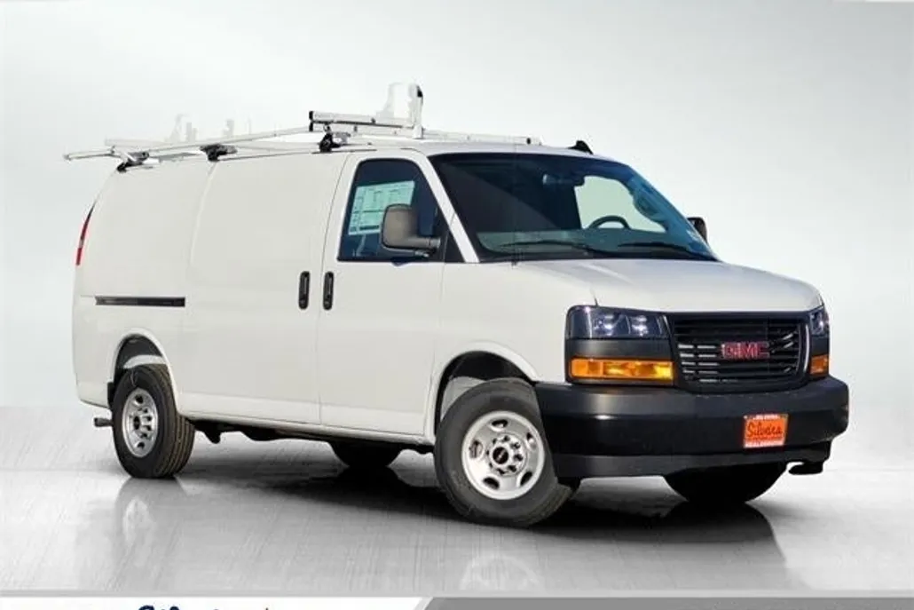 2024 Gmc Savana Cargo 2500 photo 1