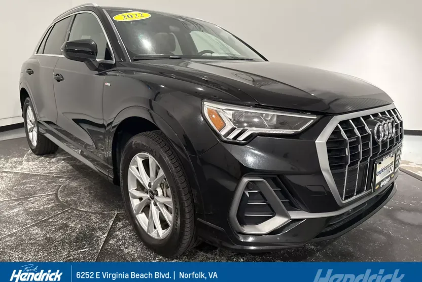 2022 Audi Q3 Premium Plus 45 TFSI S line photo 1