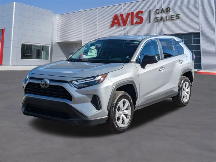 2025 Toyota RAV4 LE photo 1