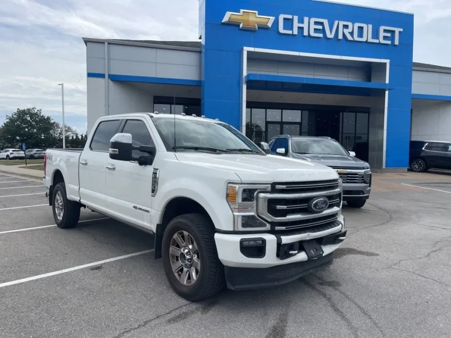 2022 Ford F-250 Platinum photo 1