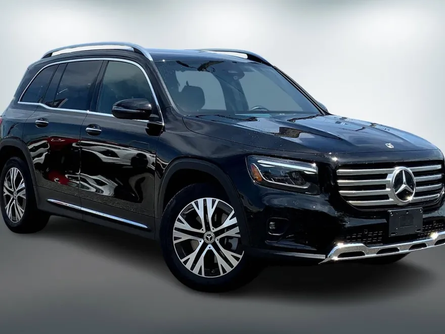 2024 Mercedes Benz GLB 250 photo 1