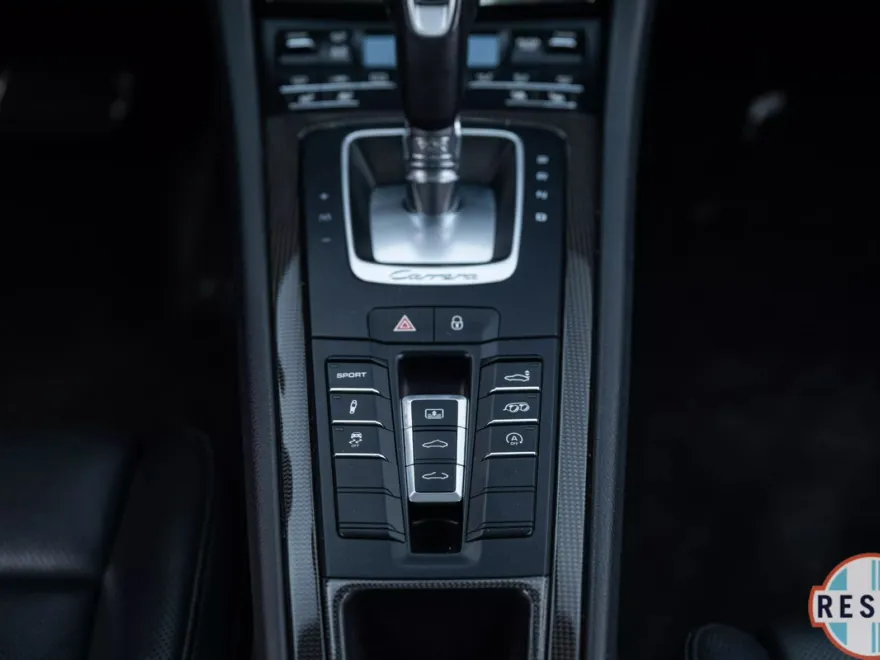 2014 Porsche 911 4S photo 45