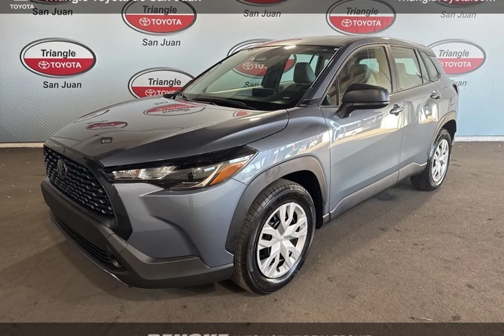 2024 Toyota Corolla Cross L photo 1