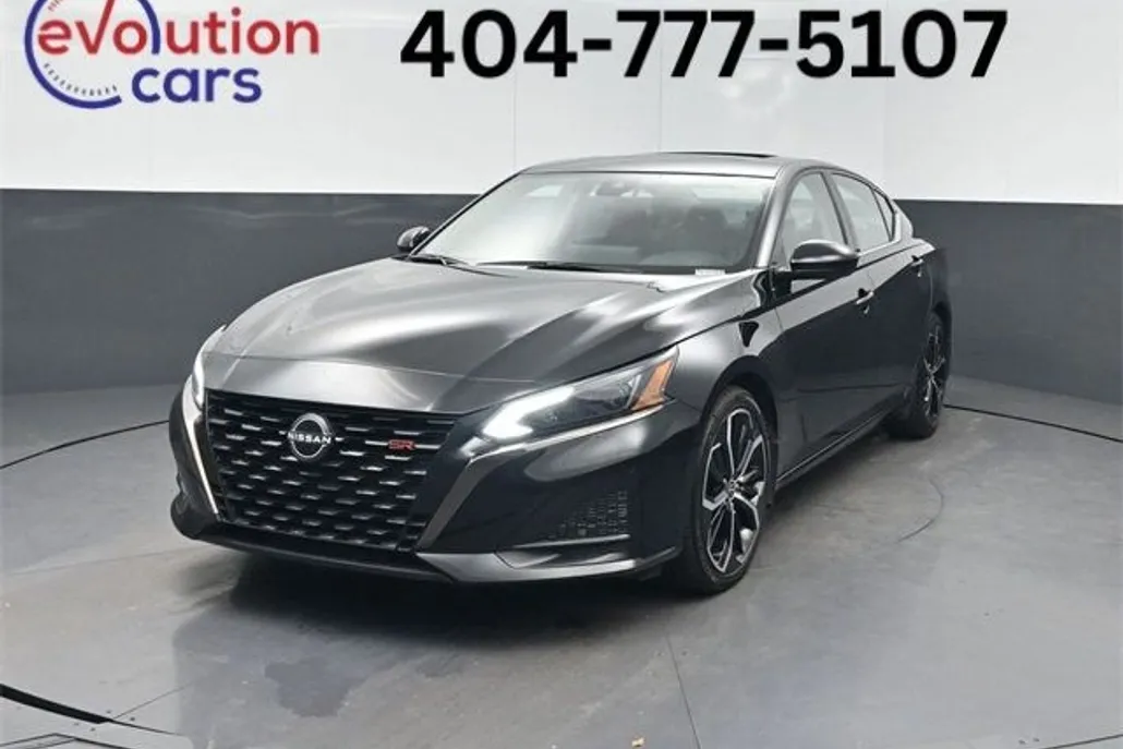2024 Nissan Altima 2.5 SR photo 1