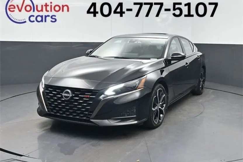 2024 Nissan Altima 2.5 SR photo 1