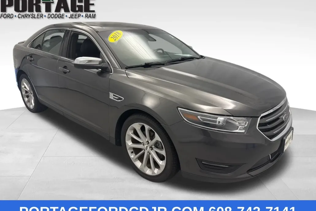 2018 Ford Taurus Limited photo 1