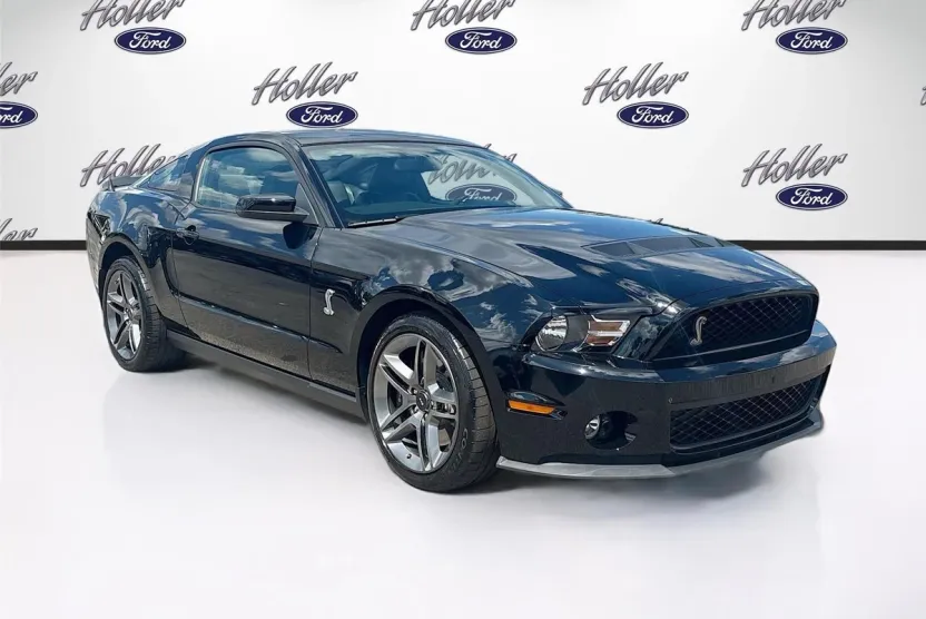 2010 Ford Mustang Shelby GT500 photo 1