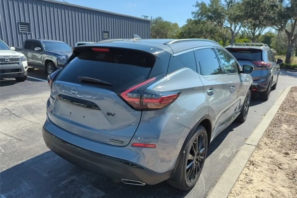 2024 Nissan Murano SV photo 1