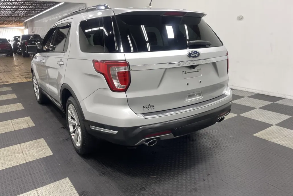 2019 Ford Explorer Limited photo 1