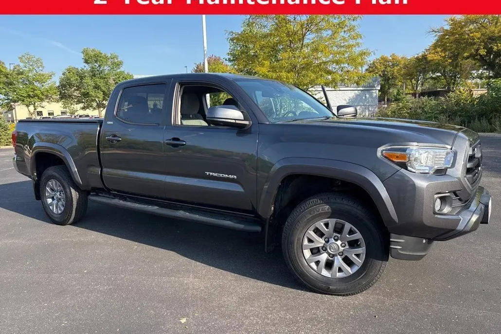 2019 Toyota Tacoma 4x4 SR5 photo 1