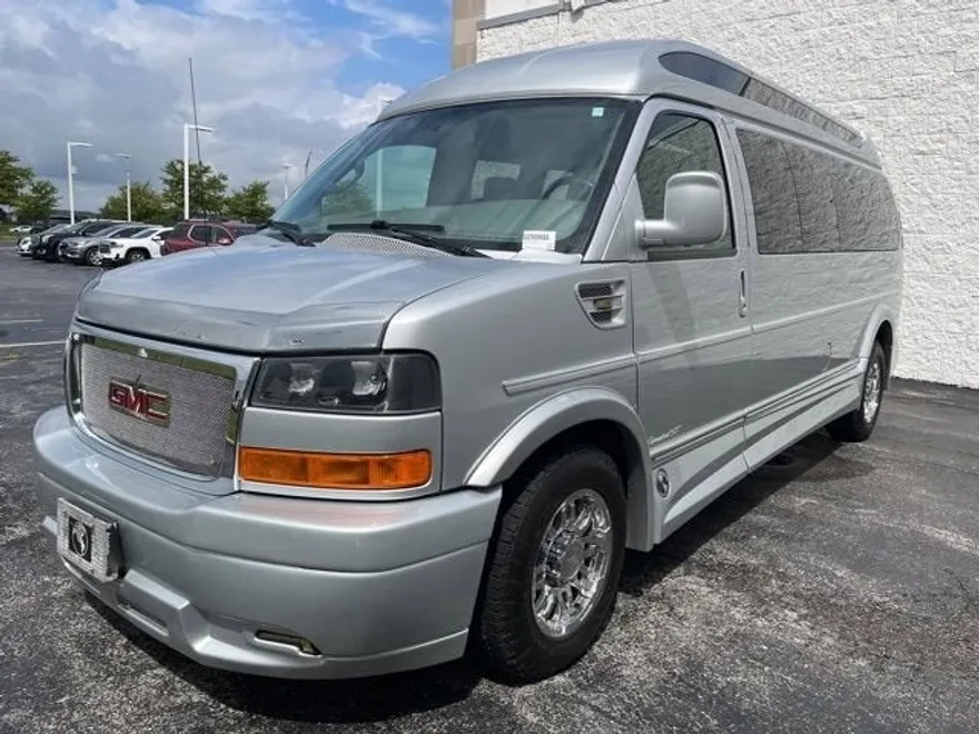 2017 Gmc Savana Cargo 2500 photo 1
