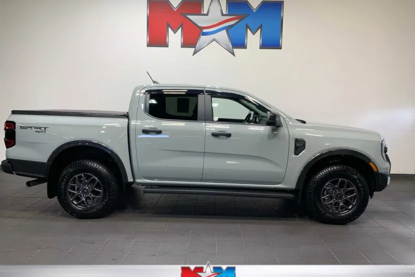 2024 Ford Ranger XLT photo 1