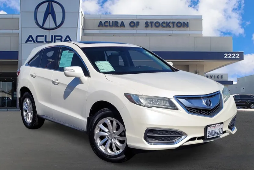 2017 Acura RDX Technology Plus photo 1