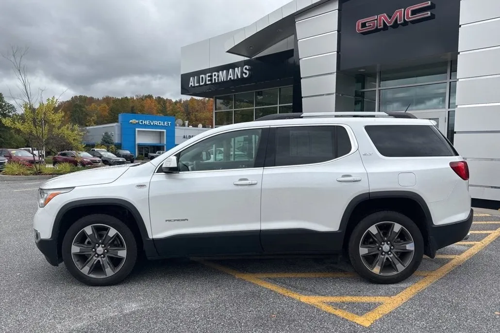 2019 Gmc Acadia SLT photo 1