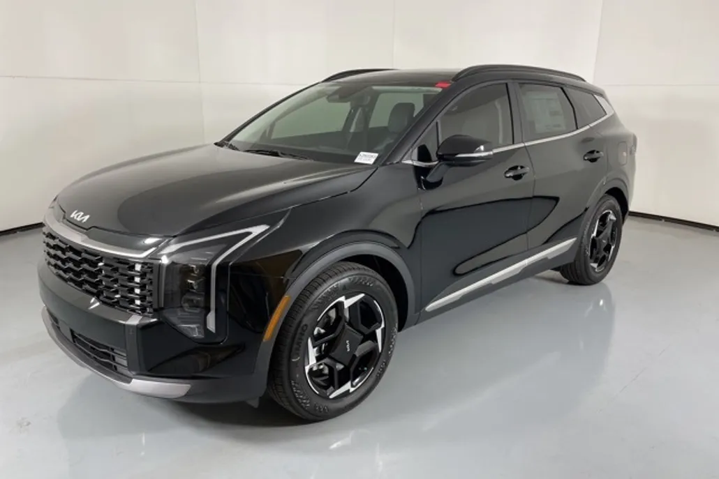 2026 Kia Sportage EX photo 1