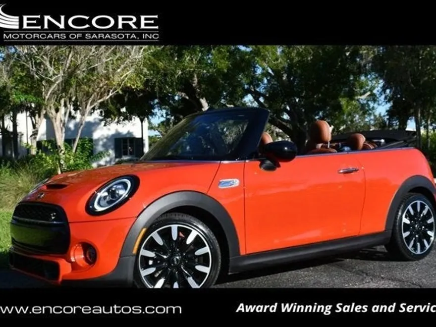 2020 Mini Cooper S Iconic photo 1