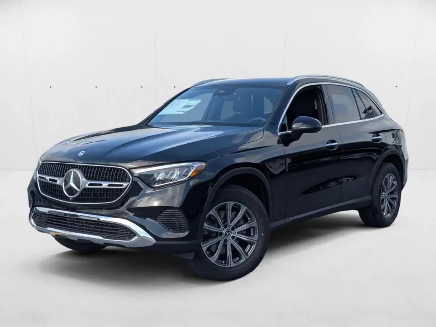 2025 Mercedes Benz GLC 300 4MATIC photo 1