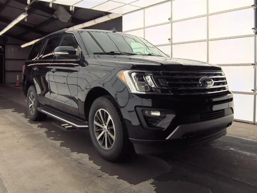 2021 Ford Expedition photo 1
