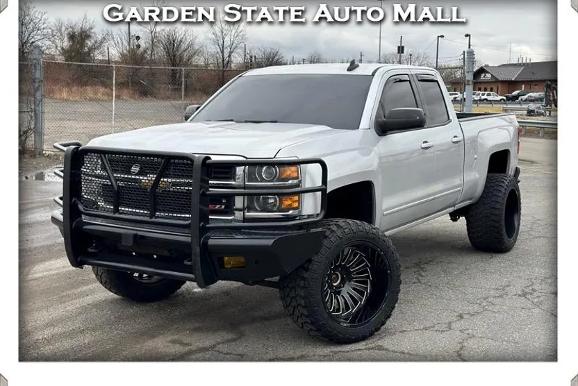2015 Chevrolet Silverado 1500 LT Z71 photo 1