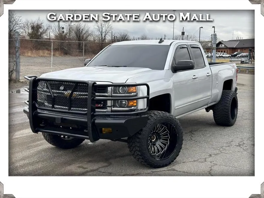 2015 Chevrolet Silverado 1500 LT Z71 photo 1